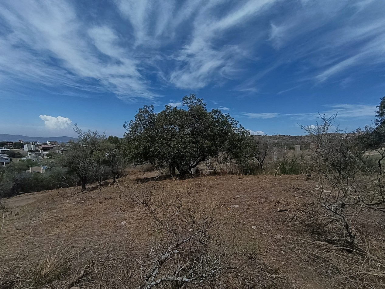 En VENTA LOTE hermosa vista en TANTI con ESCRITURA 
