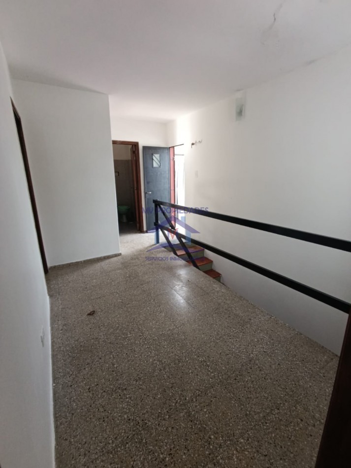 Casa en venta de 3 Dormitorios Barrio Los Naranjos 