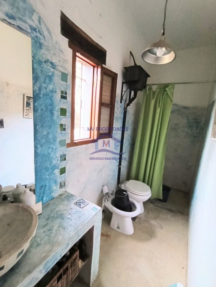 CASA grande en VENTA de 2/3 dormitorios en el Diquecito barrio de la calera Cordoba jardin y pileta 