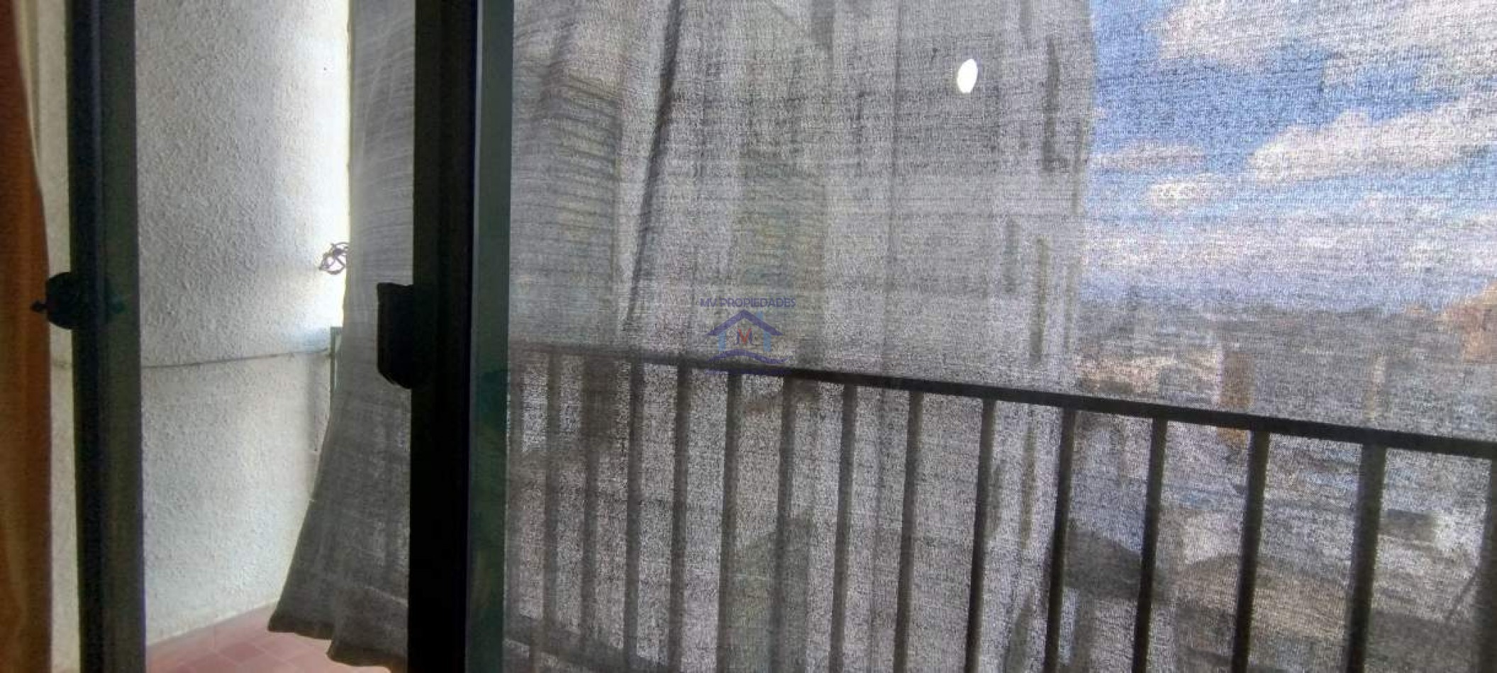 Departamento de 2 Dormitorios en Barrio Centro APTO CREDITO 