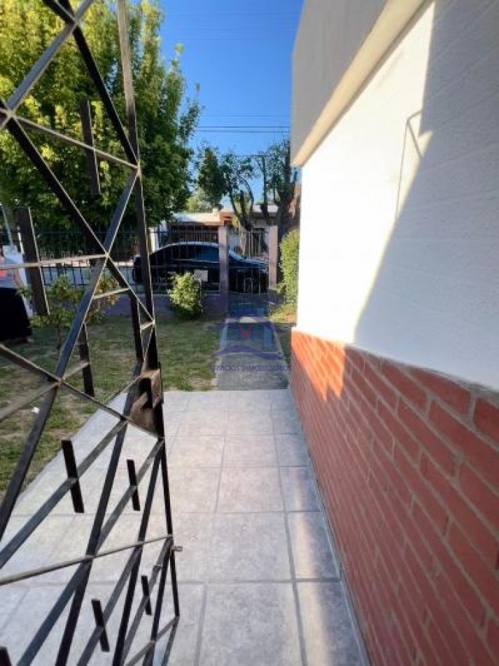 Casa mas departamento en venta en barrio Parque Republica 