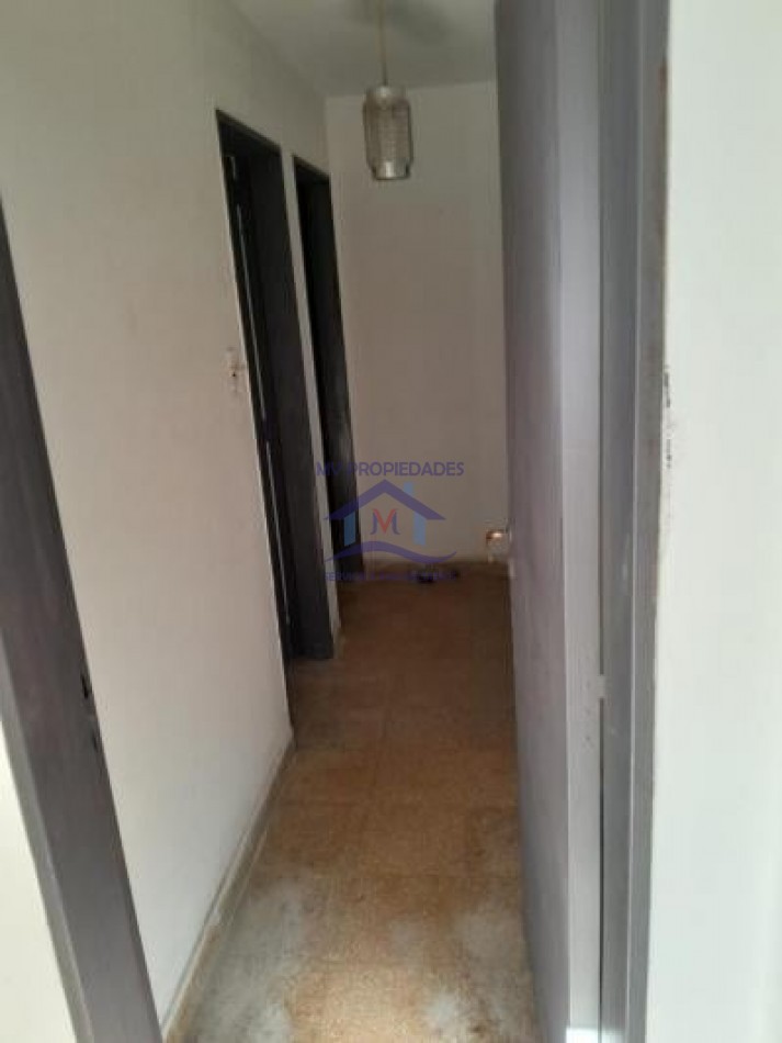 Casa mas departamento en venta en barrio Parque Republica 