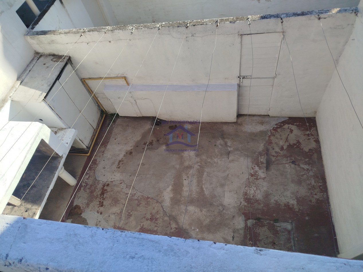 Casa en venta de 3 Dormitorios Barrio Los Naranjos 