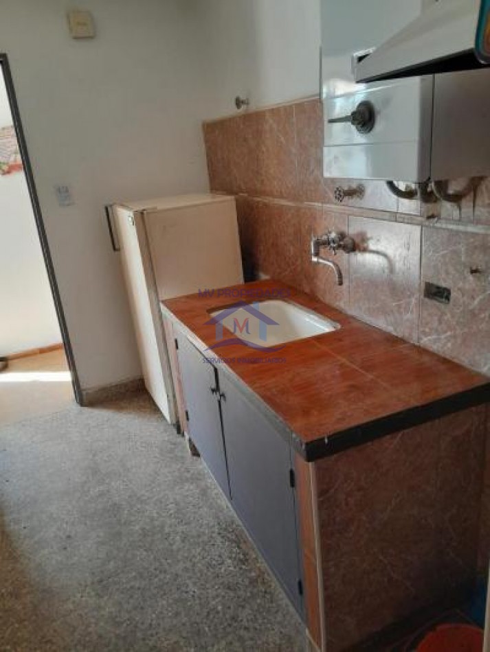 Casa mas departamento en venta en barrio Parque Republica 