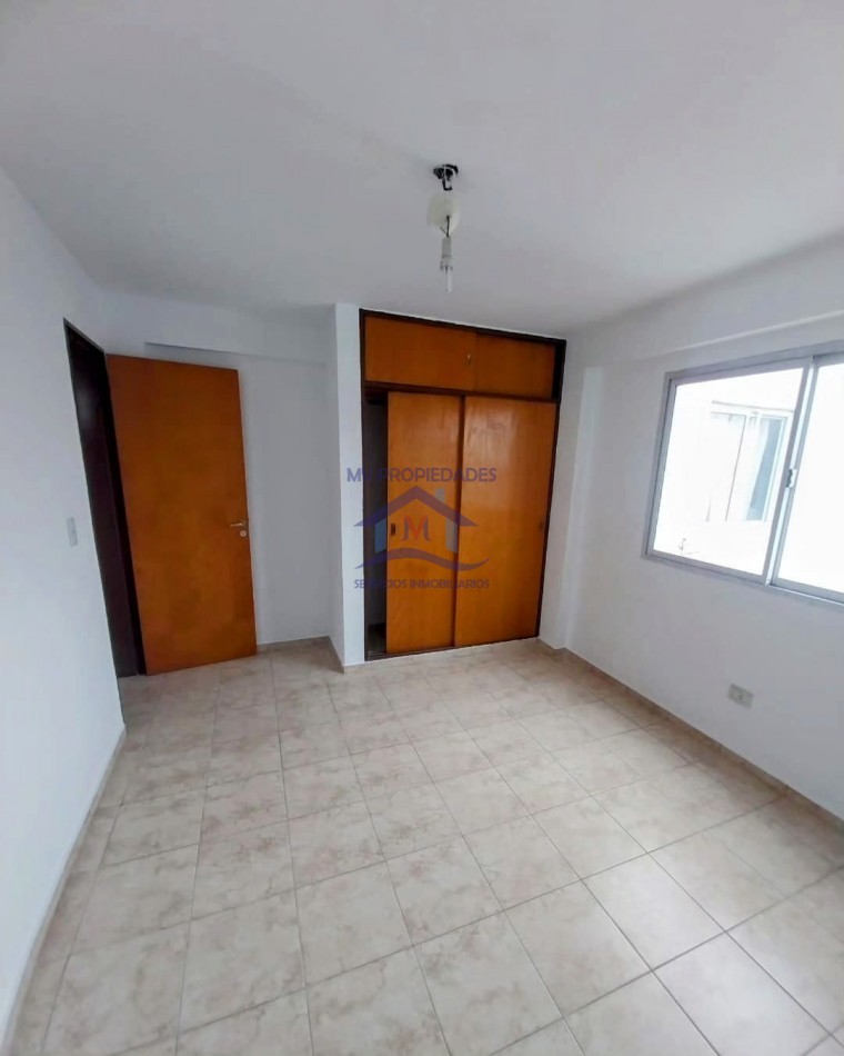 Departamento en venta de 1 dormitorio con balcon en Barrio Alto Alberdi 