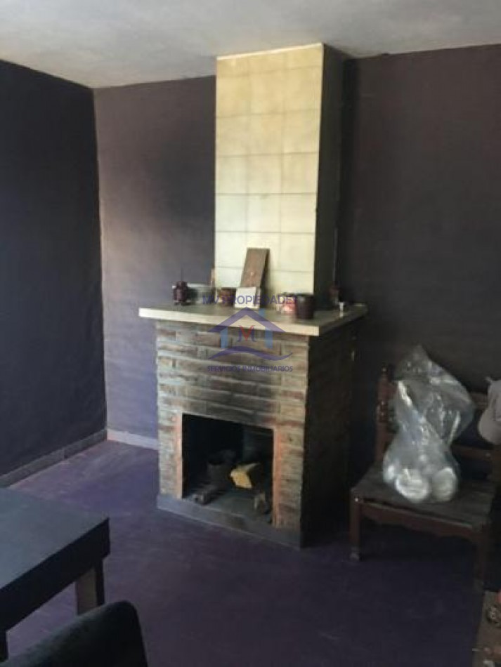 Casa mas departamento en venta en barrio Parque Republica 