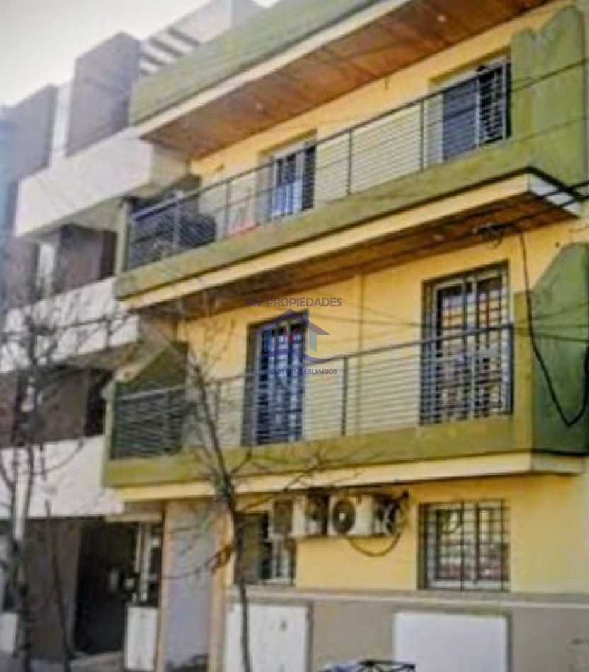 Departamento en venta en Alberdi con balcon de 2 dormitorios 