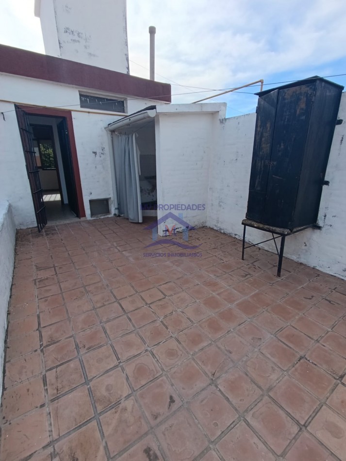 Casa en venta de 3 Dormitorios Barrio Los Naranjos 