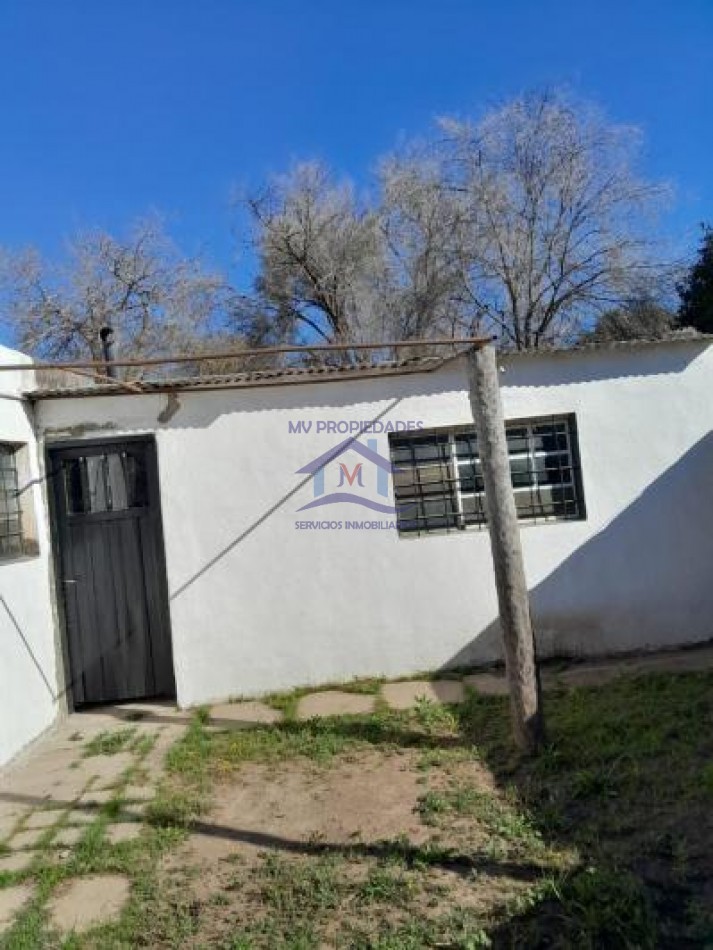 Casa mas departamento en venta en barrio Parque Republica 