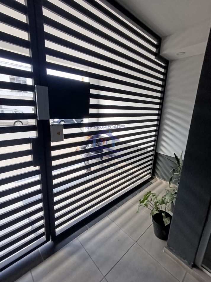Departamento en venta de 1 dormitorio  y balconen barrio Alberdi 