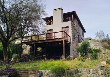 CASA grande en VENTA de 2/3 dormitorios en el Diquecito barrio de la calera Cordoba jardin y pileta 